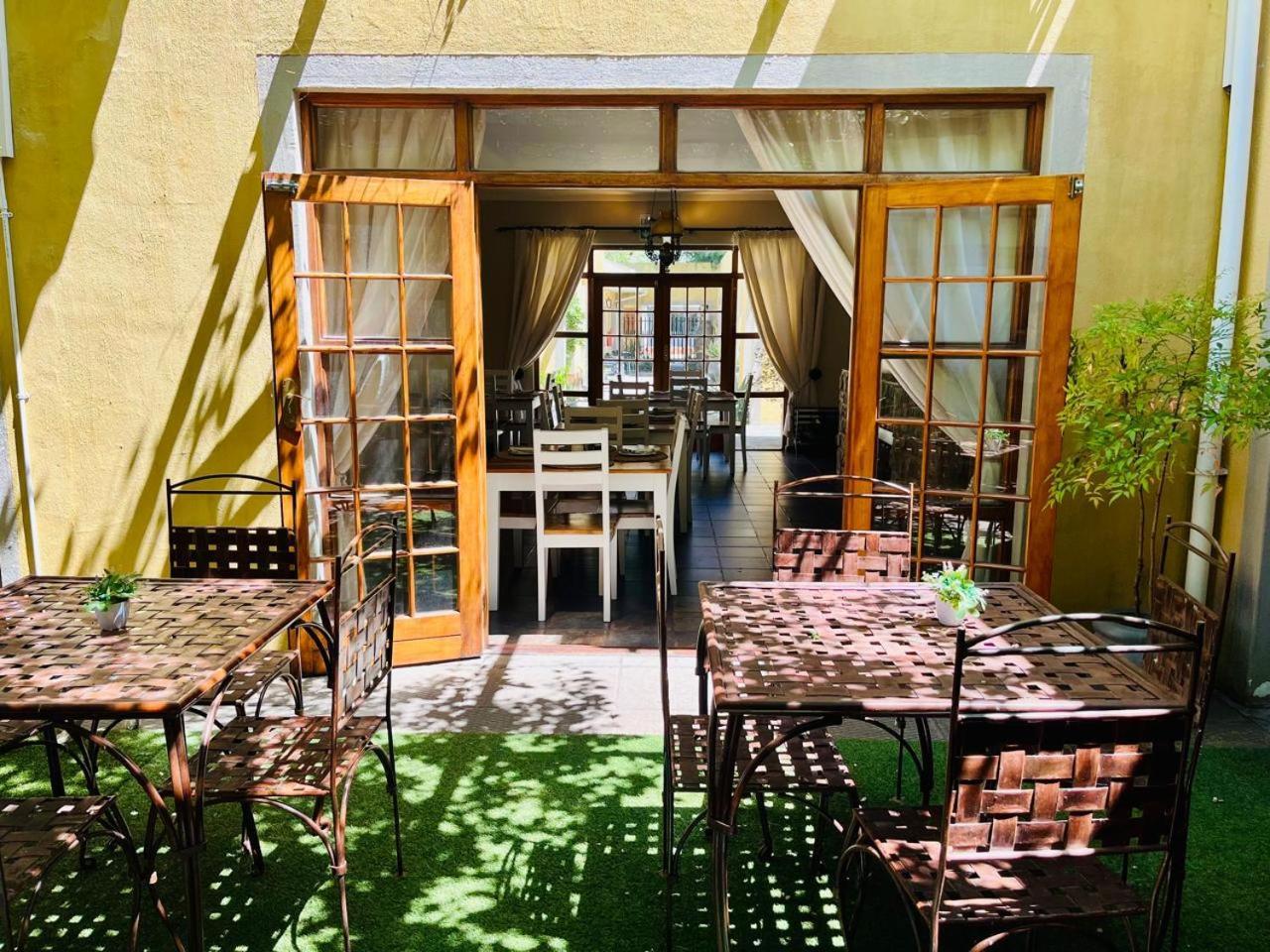 17 On Bird Guest House Beaufort West Bagian luar foto