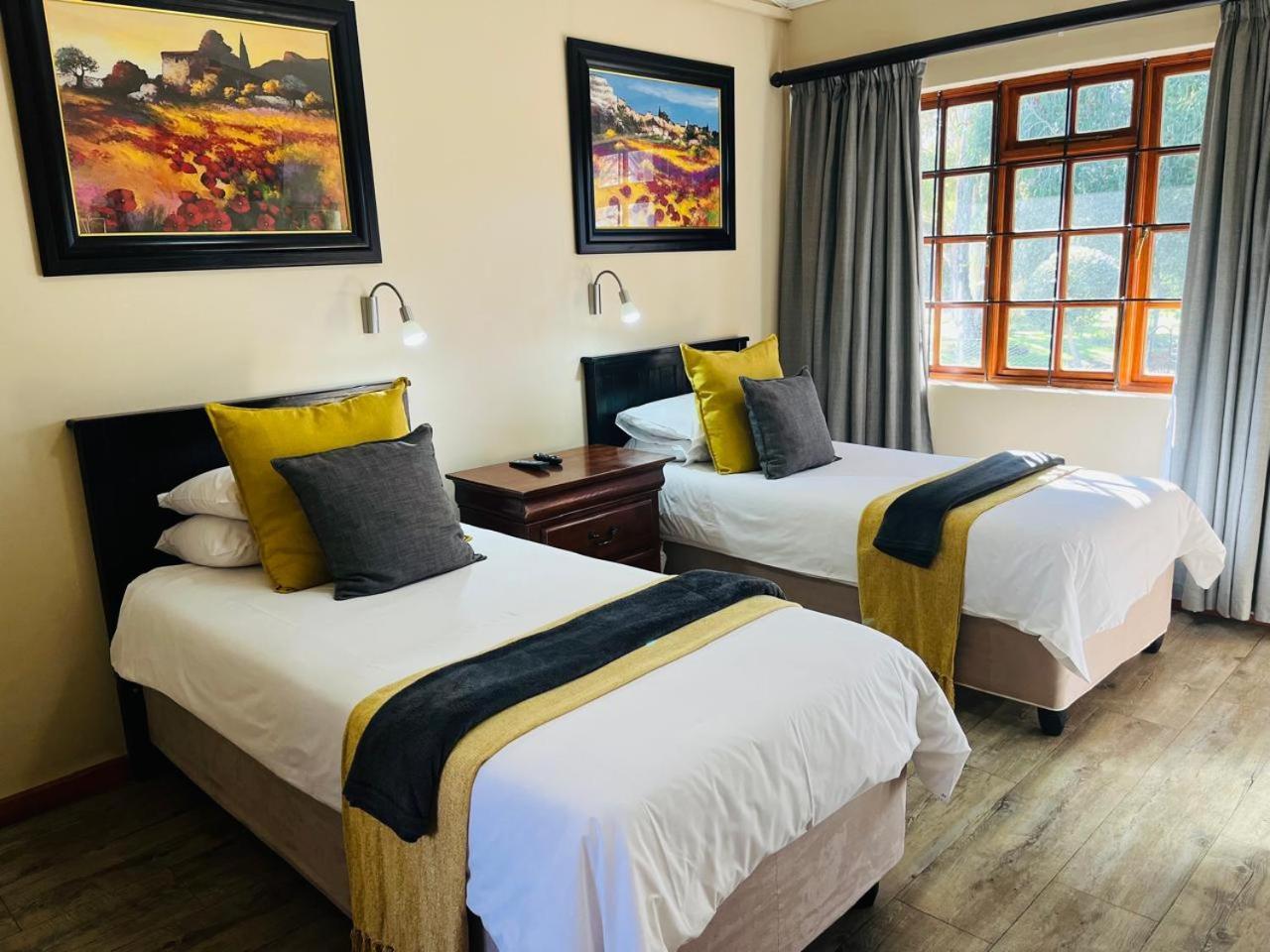 17 On Bird Guest House Beaufort West Bagian luar foto