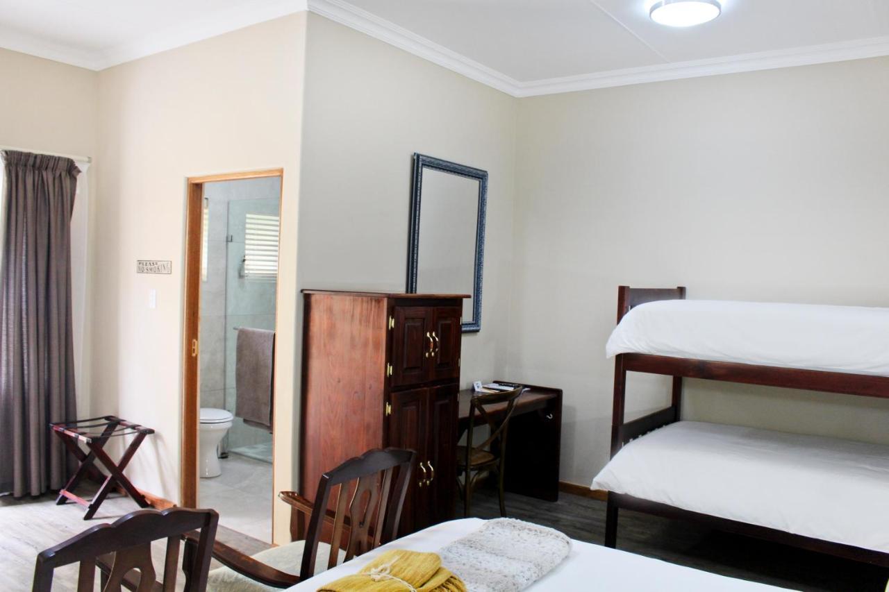 17 On Bird Guest House Beaufort West Bagian luar foto