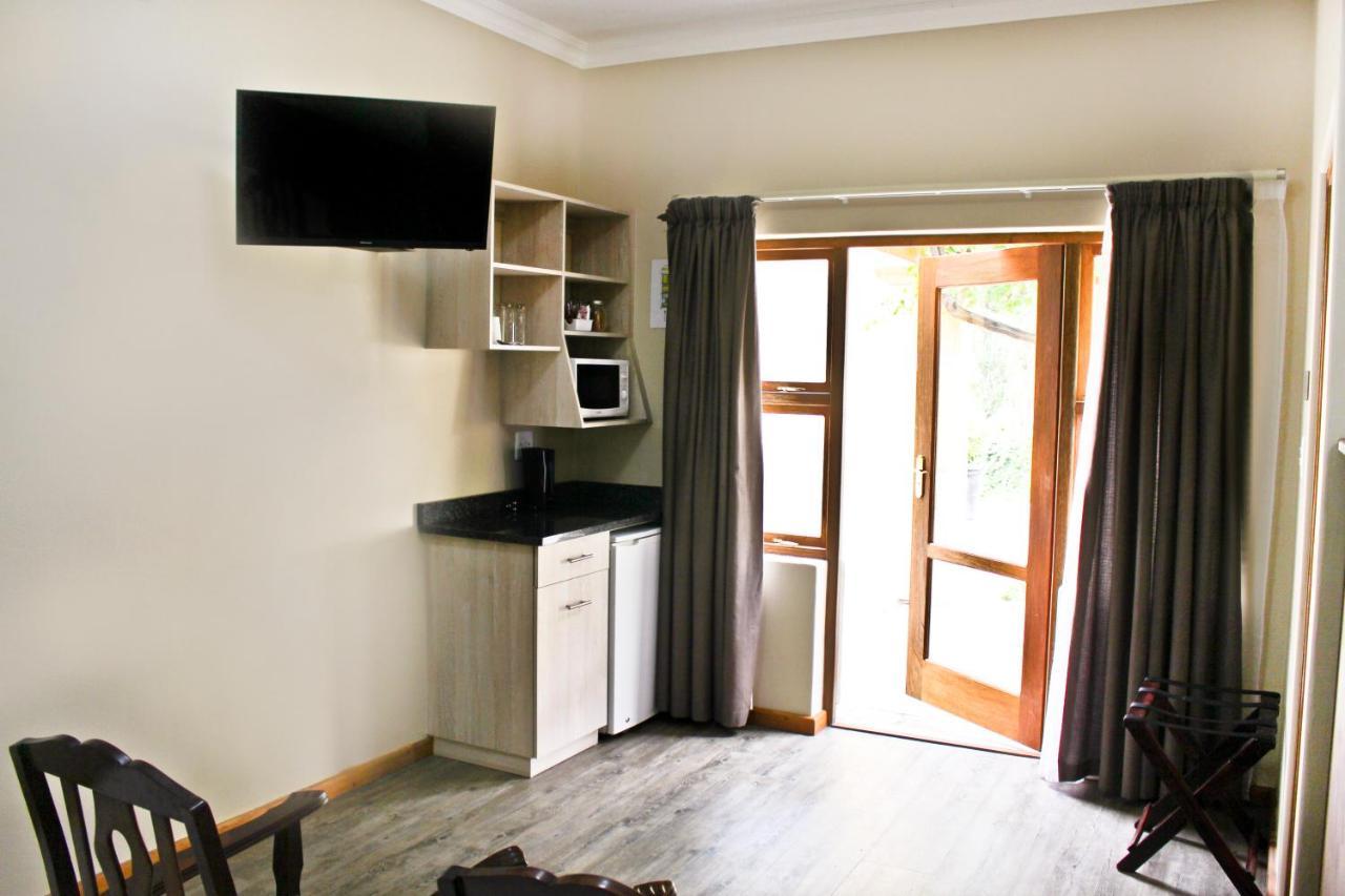 17 On Bird Guest House Beaufort West Bagian luar foto